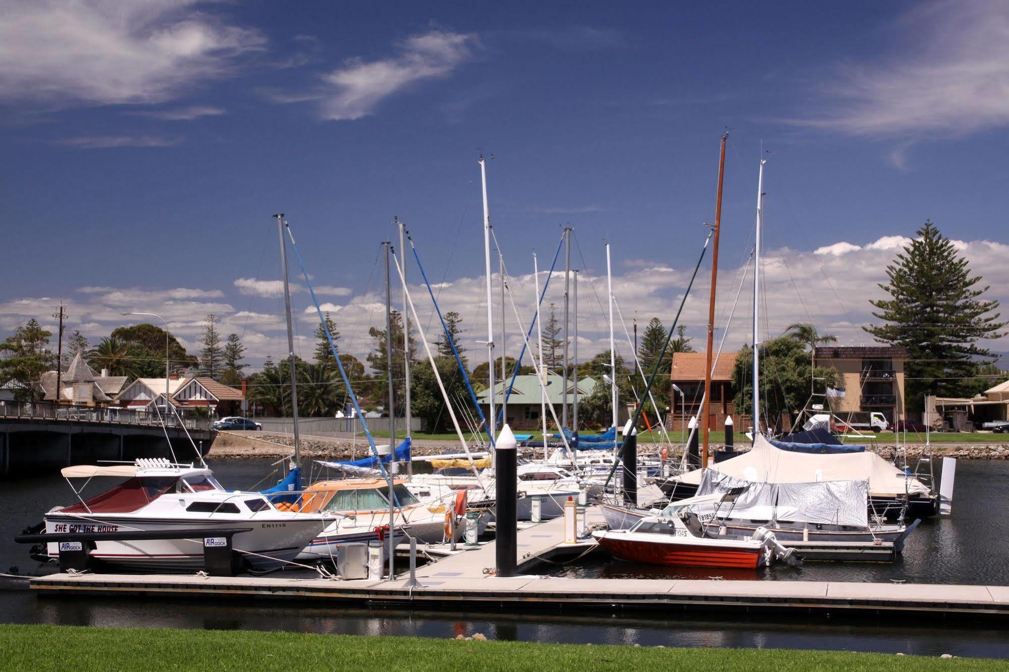 Bayswaterfront Apartments Adelaide Buitenkant foto